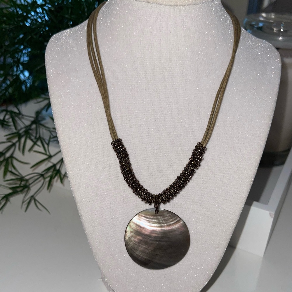 Lia Sophia Harvest Moon Mother of Pearl or Abalone Cord Necklace 18” - Picture 1 of 4